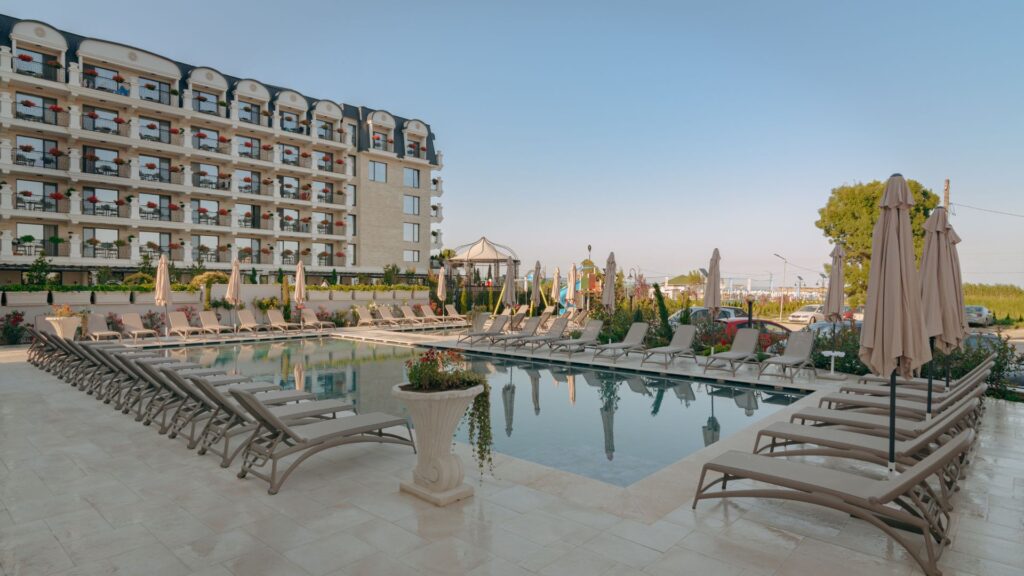 хотел Aquamarine Кранево